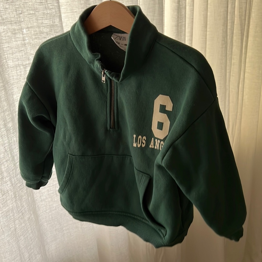 Zara kids green sweatshirt size 2-3 years